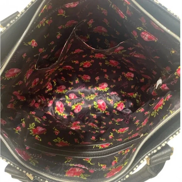 Betsey Johnson Bow Tote Quilted Blush & Black White 🎀 - Picture 3 of 10